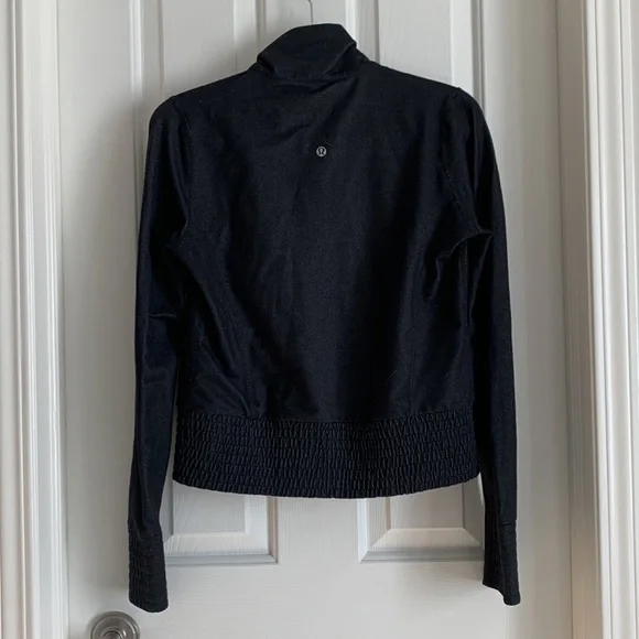 Lululemon jacket - Picture 2 of 5